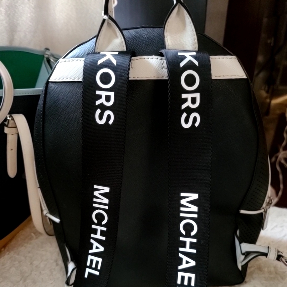 Mk Back Pack. - image 6